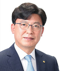황인재 차기 총재 사진